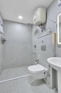 Lutyens Imperial Signature Cozy Apt, Jor Bagh - 4