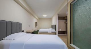 GreenTree Inn Weihai Liugongdao Wharf Qingdao North Road Express Hotel - 4