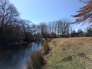 Riverside Manor - 9