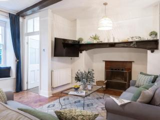 Home Farm House - Ukc9985 - 0
