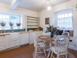 Home Farm House - Ukc9985 - 1