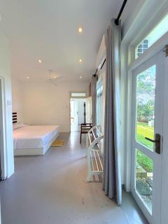 Beverly Hills villa weligama - 5