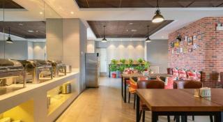 James Joyce Coffetel Shenyang North Railway Station Qishan Road Metro Station - Shenyang - 4