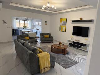Nisha Serviced Apartments - 7
