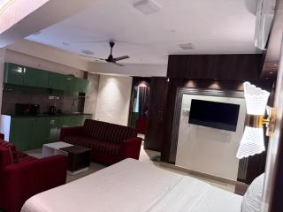 The Taaj Inn - 4