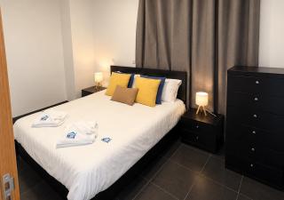 NICE and MODERN FLAT NEAR AIRPORT - 9