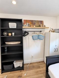Waterloo Private 1 BR near University - 6
