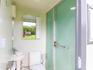 Robin Pod - 4