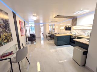 Prime Old Town Location with 3 Bedrooms for 1-7 Guests - 5
