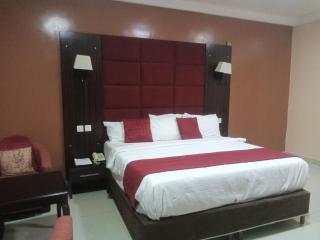 Fourways Hotel - 2