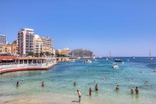 Stylish 3BdRm 3BathRm Near Balluta Bay, St Julians - 4