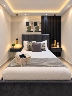 Luxurious PH, Near Airport,Private Jacuzzi - 7