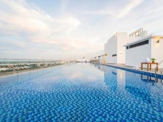 Grand Yuetai Studios and Apartments - 0