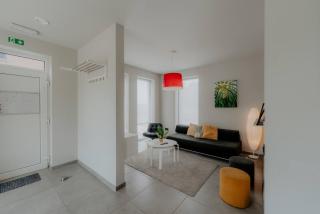 Waterfront home, 5 bedrooms - Free parking - 3