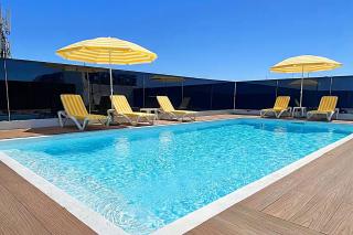 The Fifteen Triangle d'Or by IB Signature - Chic 1BR, Rooftop Pool, Wifi, Self Check-in, Day and Night Security, Terrace, free parking close to all amenities - 9
