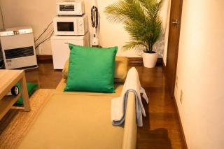 Quiet Sapporo local stay, 5-minute walk from the station, 10 minutes direct to Sapporo Station, Direct access to Odori and Susukino by subway - 1