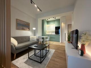 Apartment 84 Skopje - Top Floor City View, near Train & Bus Station - 7