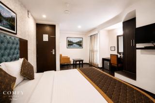 Comfy Business Hotel - 8