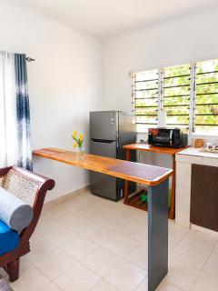Super Close to the Beach One Bedroom House - 2