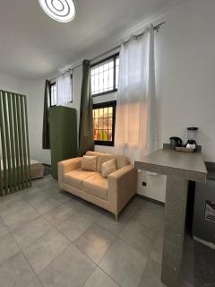 BRZ Apparts - Studio Vaste et Lumineux Bacongo - 4