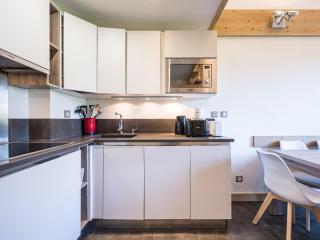 Studio rénové avec mezzanine – Centre Val-d'Isère - 1
