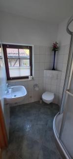 Gartenbungalow in der Natur - 2