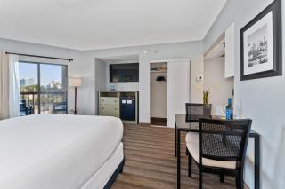 Delightful Studio Condo with Garden View Balcony 7 Mins to Universal - 8