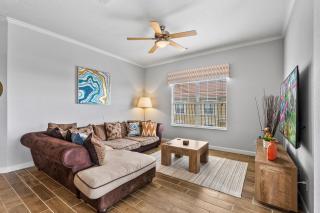 Vista Cay at Epic Universe - 4 bedroom Luxury penthouse condo - 5