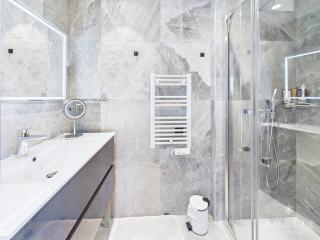 Appartement luxe 8 pers, SPA, parking, proche pistes & commerces - FR-1-398-663 - 4