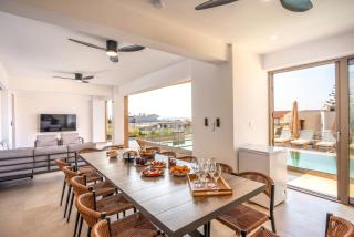 Sunset 300m from Beach, Heated Pool, Jacuzzi and Gym - 4