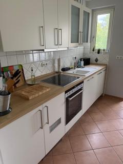 Interior Apartments - Premium Apartment und Studios für bis zu 5 Personen & Kinderbett - Gartennutzung- Ausblick zum Herkules - nahe ICE-Bahnhof & UNESCO Weltkulturerbe Herkules & Schloss Wilhelmshöhe - 7