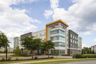 DoubleTree by Hilton Greenville Woodruff Road - 5