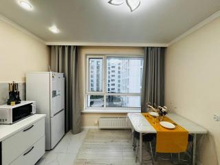 Freedom рядом GreenMALL, KHAN SHATYR - 3