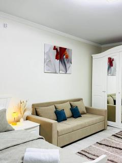 Freedom рядом GreenMALL, KHAN SHATYR - 4