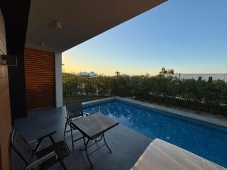 SeaBreeze White ViLLA - 9