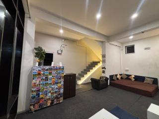 ZuZu Hostels Mcleodganj - 7