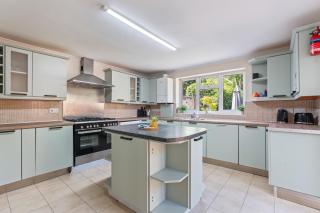 3BR 3Bath Solihull JLR • NEC • Airport • Parking - 7