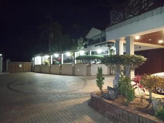 Ingwe Manor Guesthouse - 5