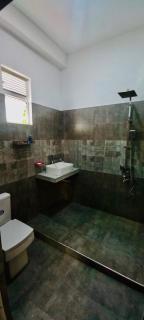 Gateway Inn Negombo - 5