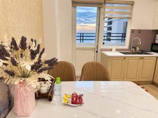 My Khe Seaside Apartment - 7