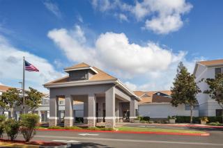 Homewood Suites by Hilton Fresno - 4
