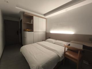 前海国际公寓 - 2