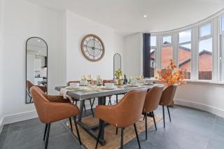Spacious, Modern Home with LayZSpa&Parking - 5