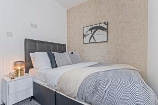 Spacious, Modern Home with LayZSpa&Parking - 4