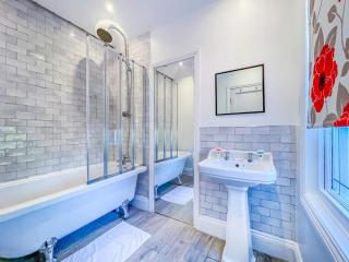 RC9BC - Cozy Double Room in Moortown - 4