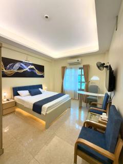 LD Premier Hotel - 2