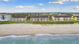 Peaceful Beachfront Bliss - 9