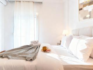 Maison Mitropoleos - Spacious Luxury Residence - 3