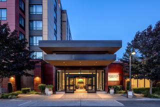 Homewood Suites by Hilton Seattle-Issaquah - 1