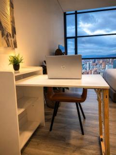 Executive Suite with Panoramic Bogotá Views - 3